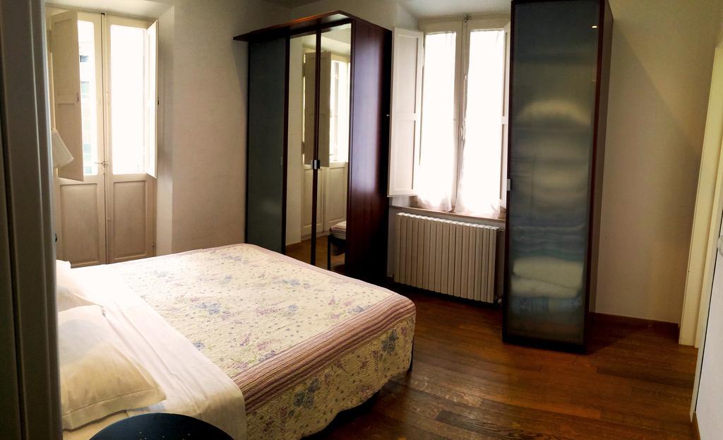 B&B La Luna Dal Borgo Єзі Екстер'єр фото