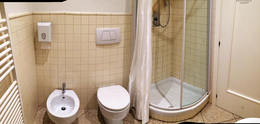 B&B La Luna Dal Borgo Єзі Екстер'єр фото